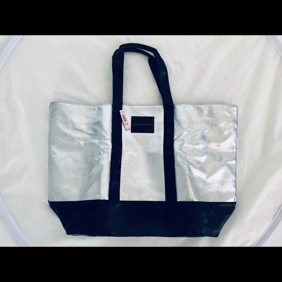 Victoria’s Secret tote - Picture 1 of 3